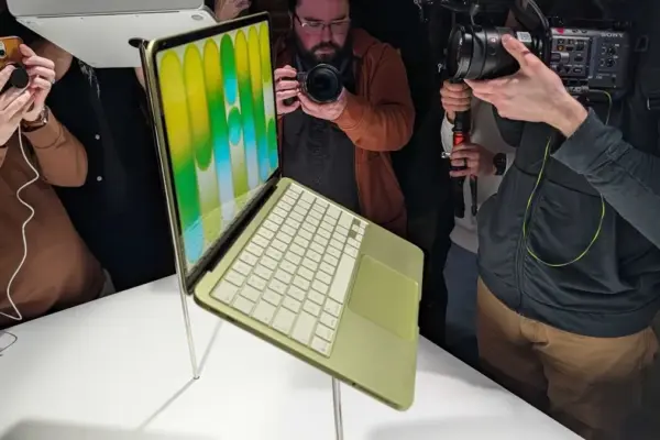 macbook neo — CY news