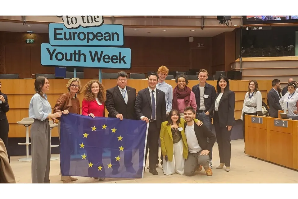 διευθυντήσ — CY news